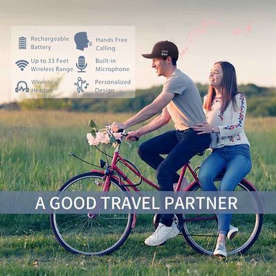 Καπέλο του μπέιζμπολ Bluetooth με τα ακουστικά, ενσωματωμένο μικρόφωνο και στερεοφωνικοί ομιλητές, επανακαταλογηστέο καπέλο μουσικής USB για τις γυναίκες ανδρών