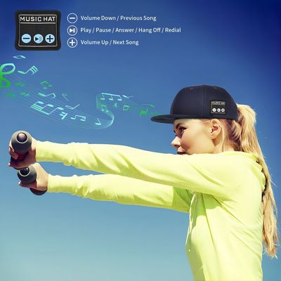 Ενσωματωμένη 1000mah Bluetooth ακουστική μπαταρία αθλητικών καπέλων με το χρόνο μουσικής 24 ωρών, ελεύθερο στα τηλεφωνήματα για τις υπαίθριες δραστηριότητες
